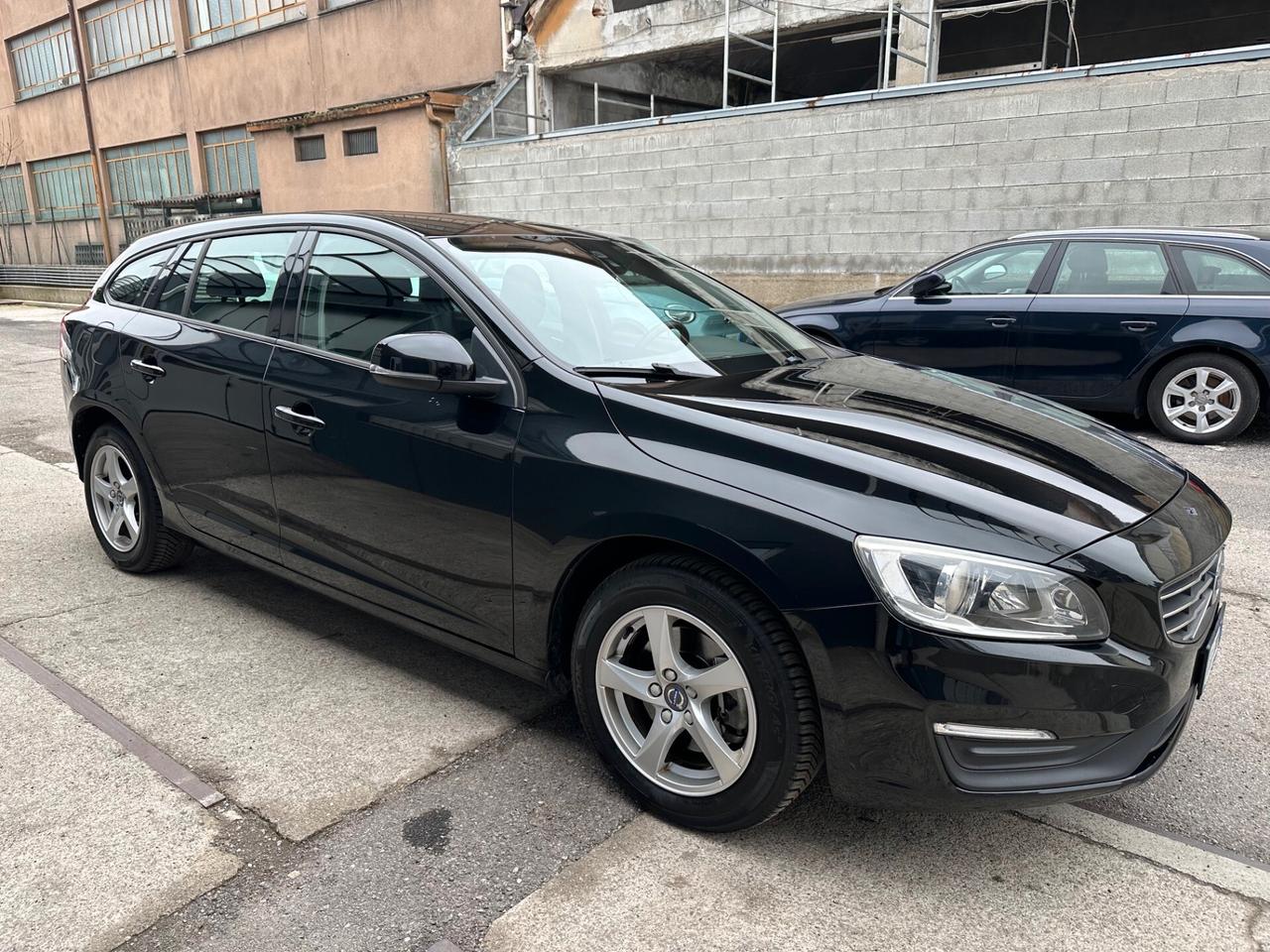 Volvo V60 D2 1.6 Kinetic