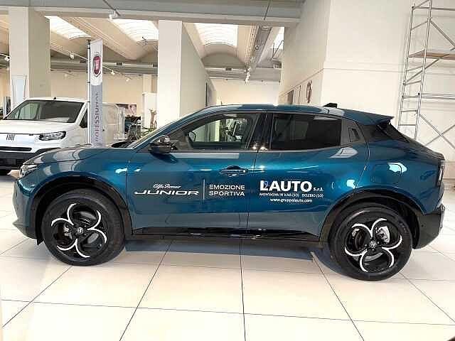 Alfa Romeo Junior 1.2 136 CV Hybrid eDCT6