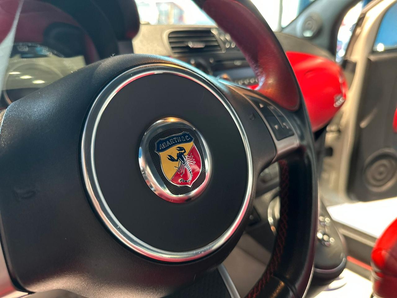 Abarth 595 1.4 Turbo T-Jet 180 CV MTA Competizione