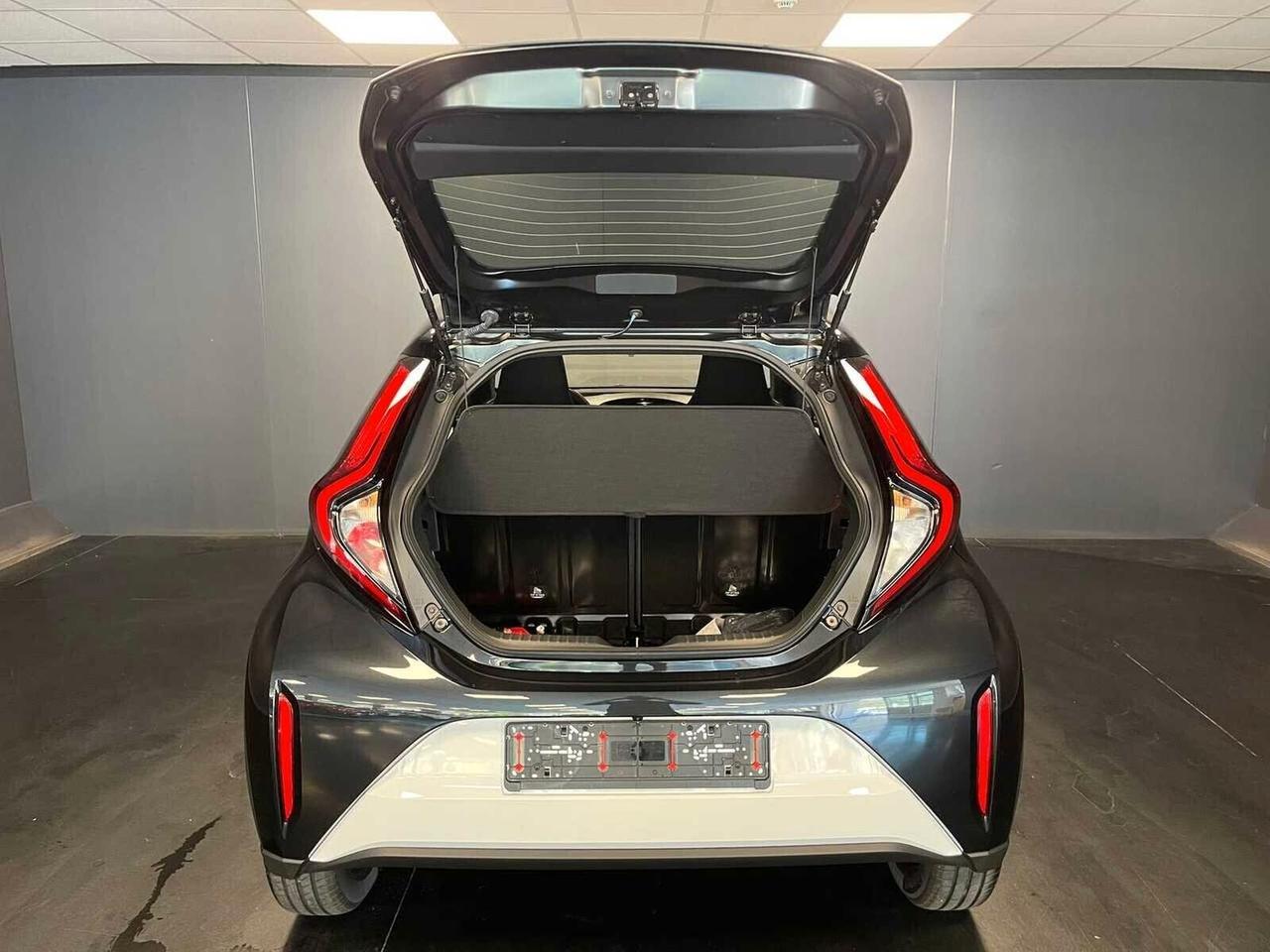 Toyota Aygo X 1.0 VVT-i 72 CV 5 porte Trend