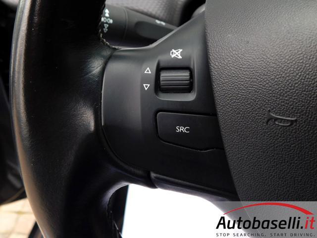 PEUGEOT 2008 1.2 TURBO 110CV S&S ALLURE, NAVIGATORE, CARPLAY