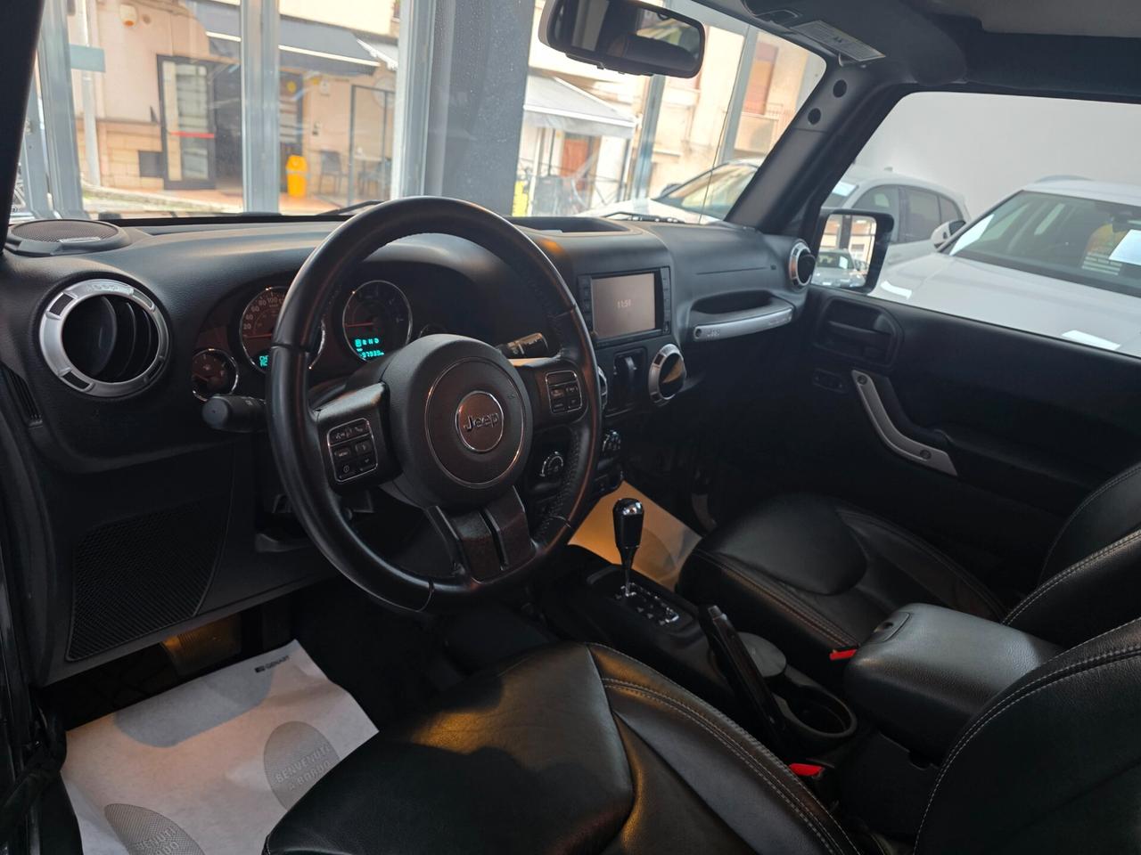 Jeep Wrangler Unlimited 2.8 CRD DPF Sahara Auto