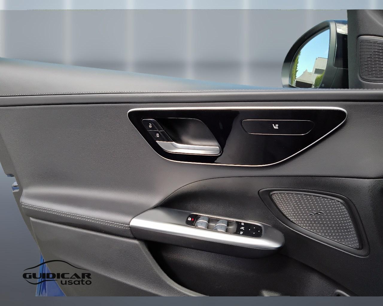 Mercedes-Benz Classe C-S206 SW 2021 - C SW 220 d mhev AMG Line Advanced 4matic 197cv auto