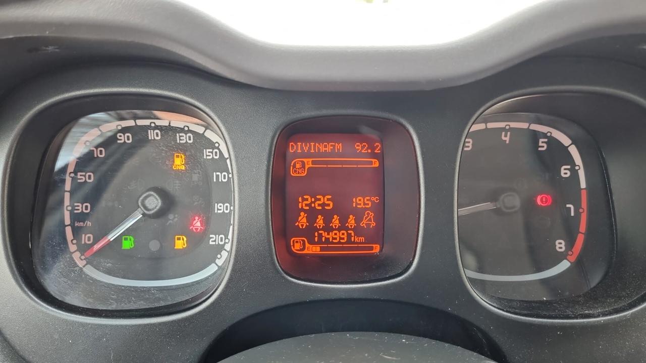 Fiat Panda 0.9 TWINAIR TURBO NATURAL POWER LOUNGE