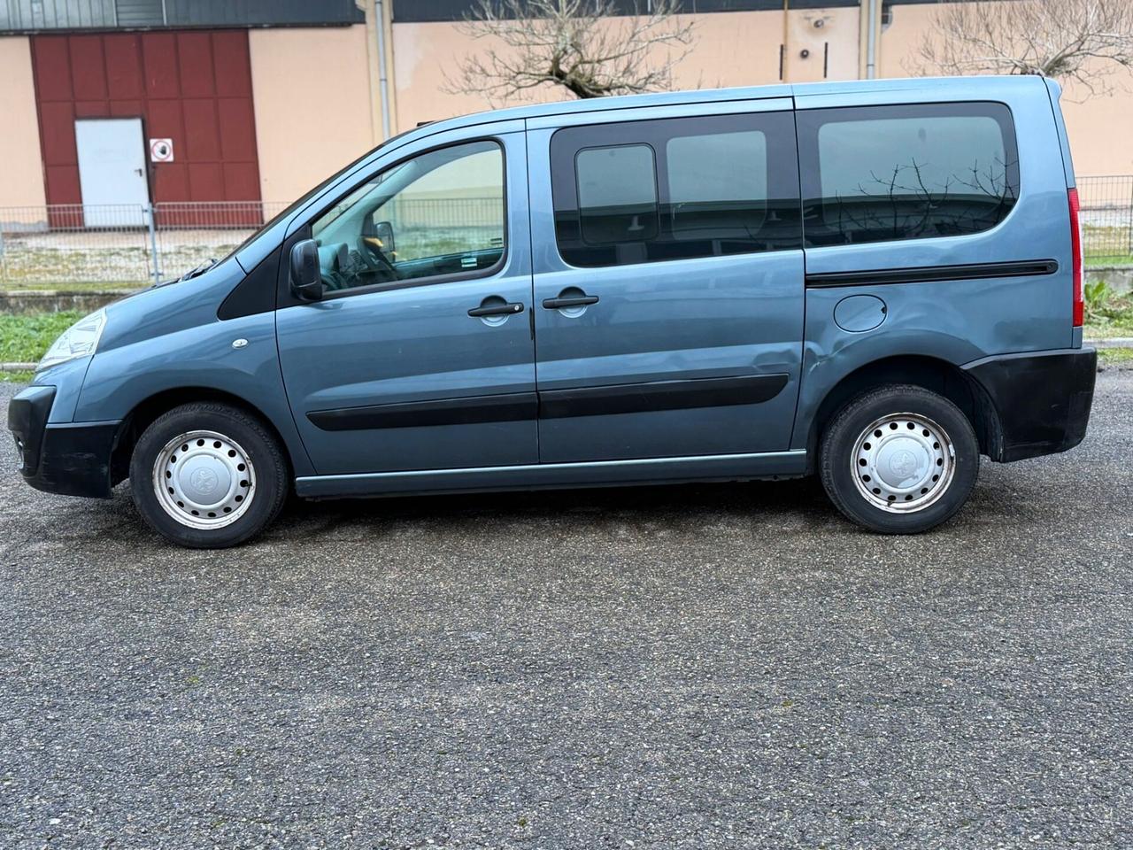 Peugeot Expert Tepee 2.0 HDi 9 POSTI