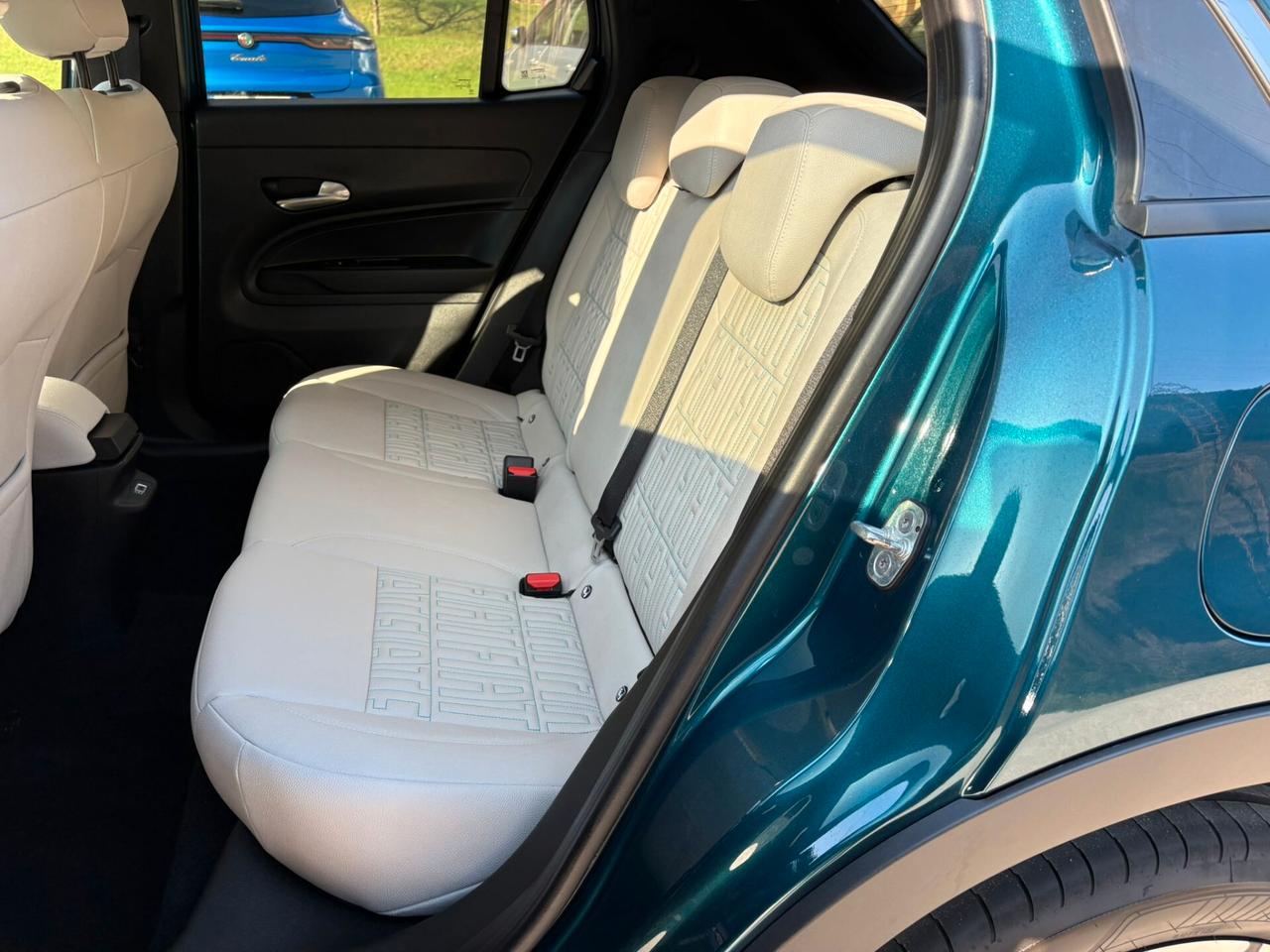 Fiat 600 Hybrid 110 CV DCT MHEV La Prima