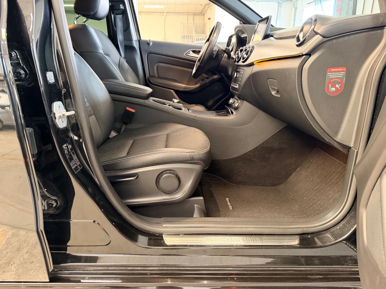 Mercedes-benz B 200 Premium