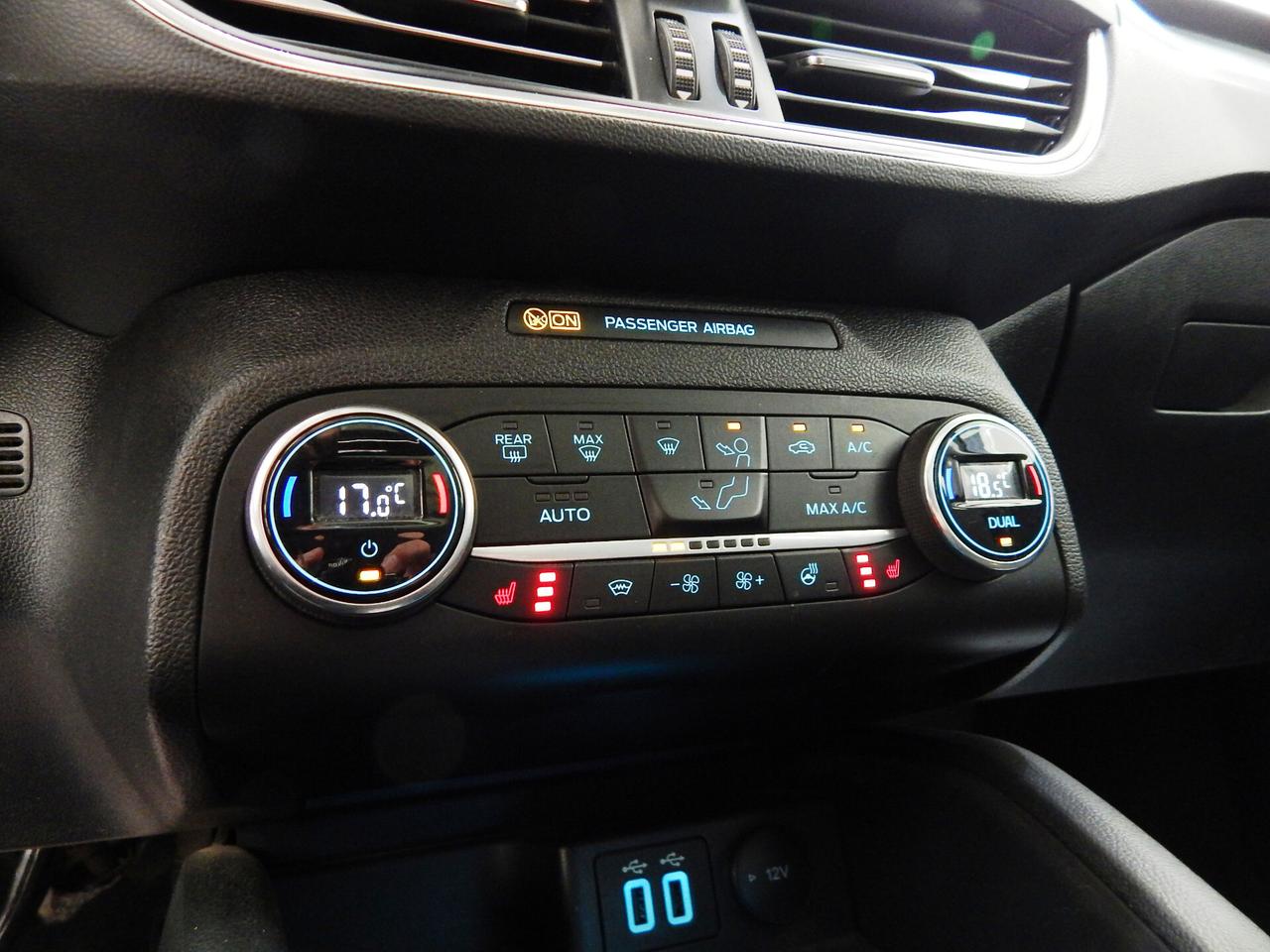 Ford Focus Active SW 1.5 ecoblue Co-Pilot TETTO-NAVI-PARK-LED