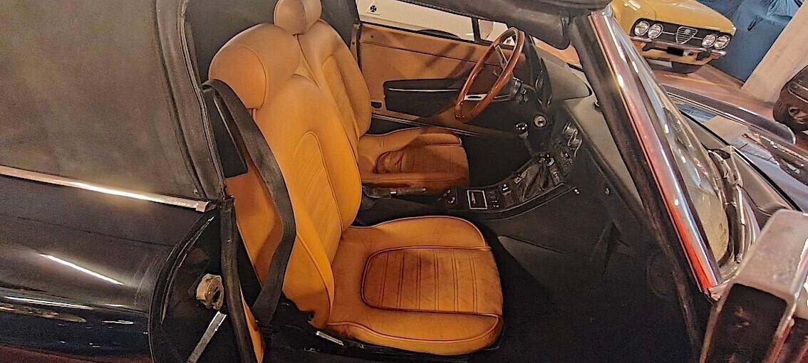 Alfa Romeo Spider 2.0 Veloce