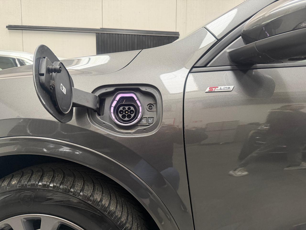 Ford Kuga 2.5 Plug In Hybrid 225 CV CVT 2WD ST-Line X