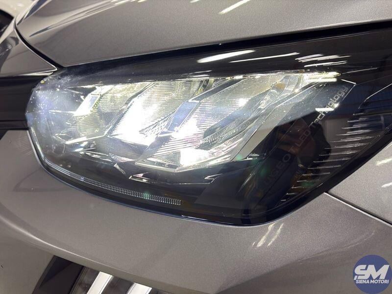 Peugeot 208 208 Hybrid 100 e-DCS6 Style