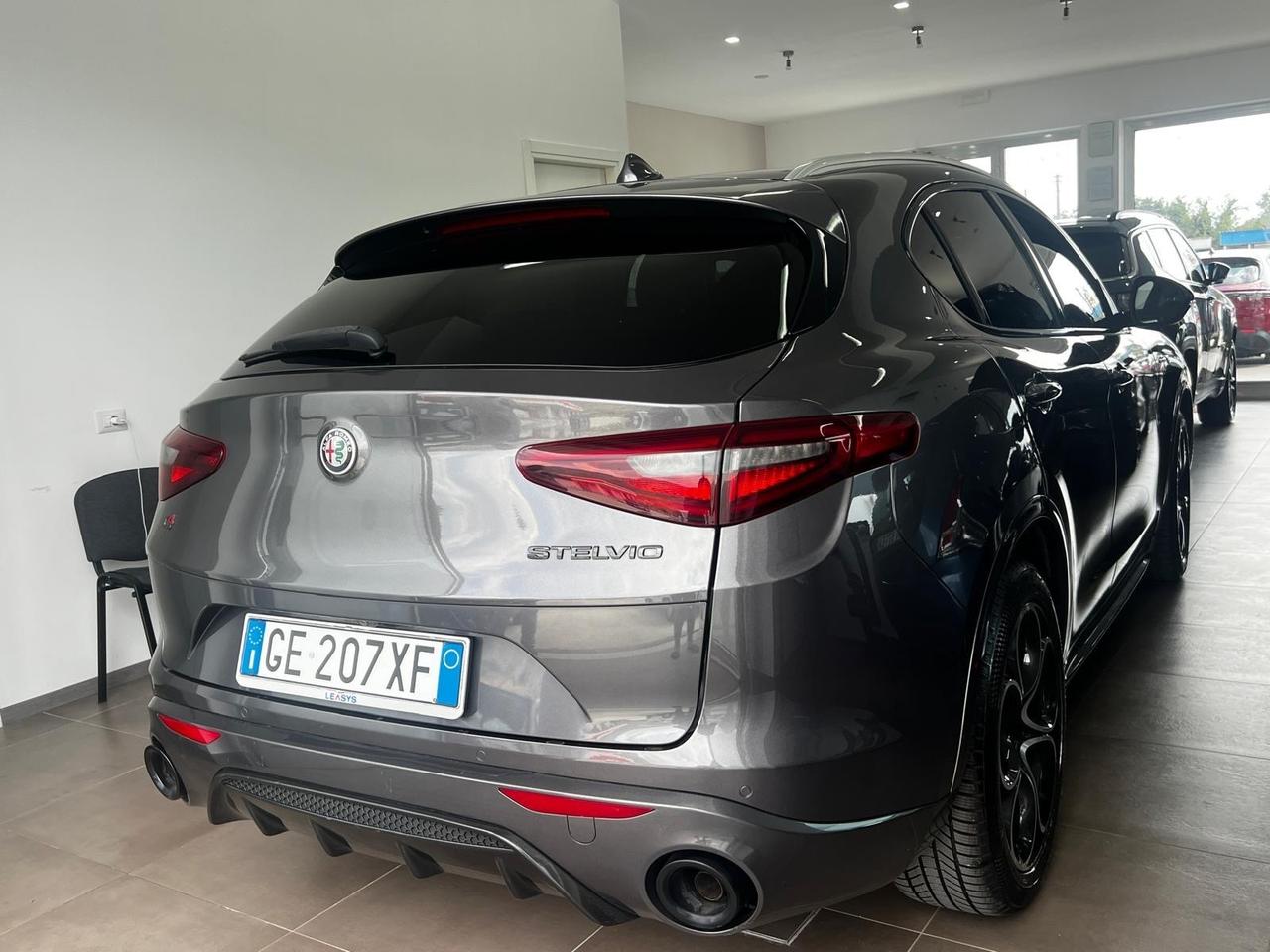 Alfa Romeo Stelvio 2.2 Turbodiesel 210 CV AT8 Q4 Veloce