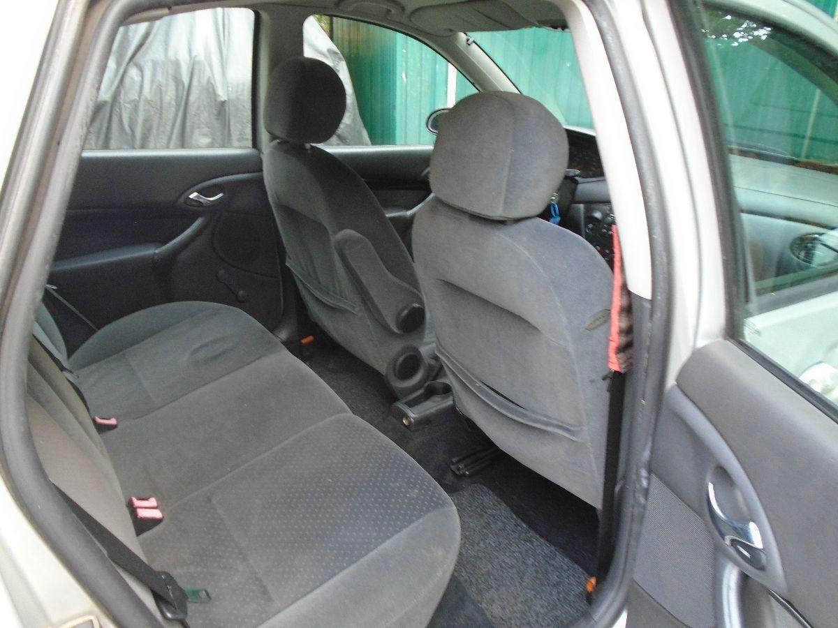 FORD Focus '02 5p 1.6i 16v Ghia FL