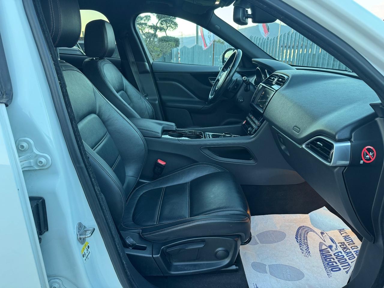 Jaguar F-Pace 2.0 D 180 CV AWD aut. Portfolio