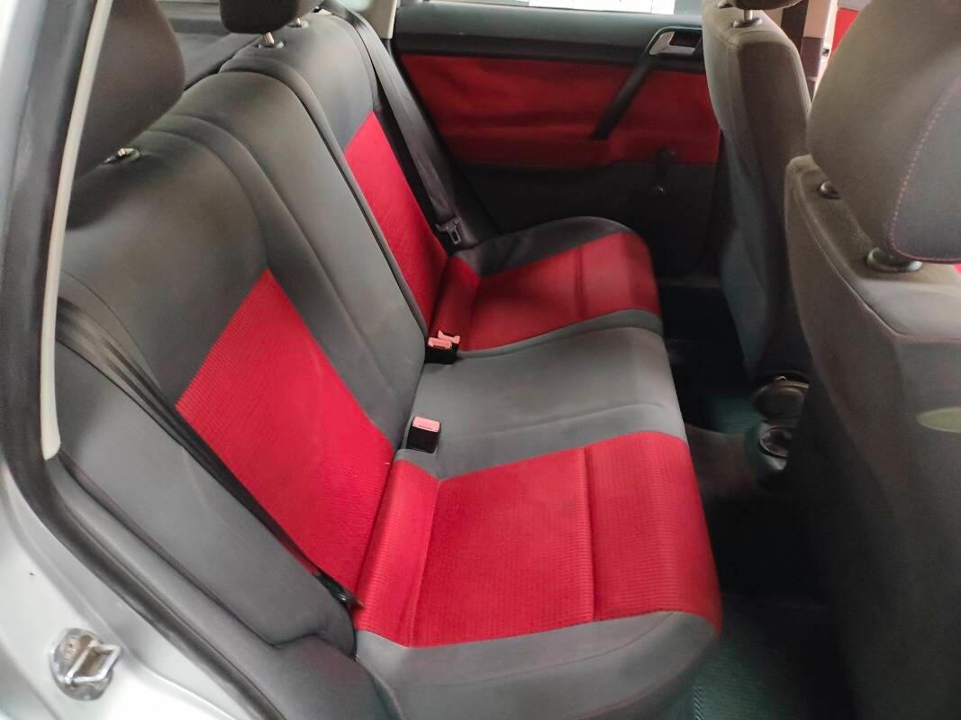 Volkswagen Polo 5 Porte Polo IV 2001 1.4 Comfortline 5p