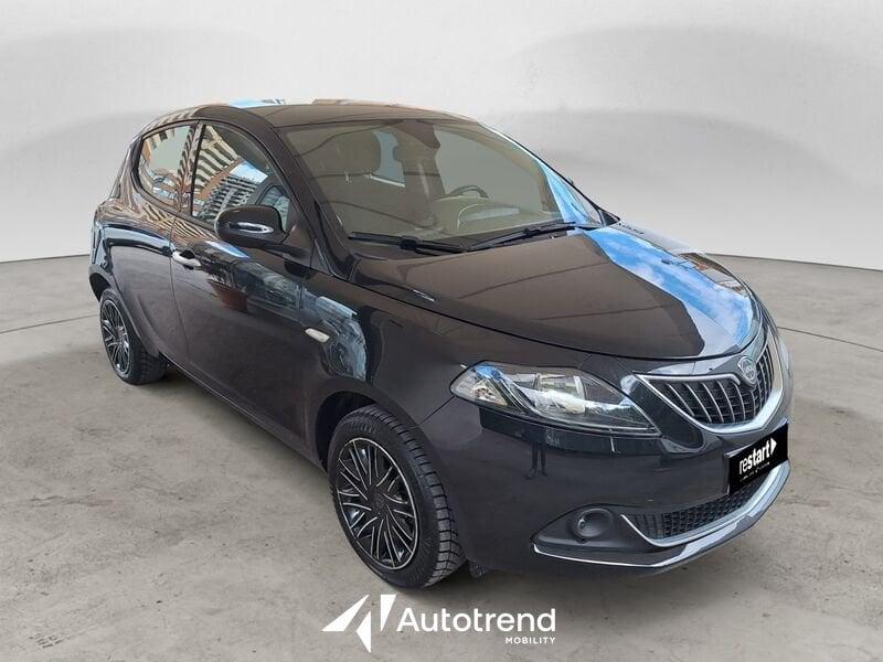 Lancia Ypsilon 1.0 FireFly 70 CV Hybrid Gold S&S