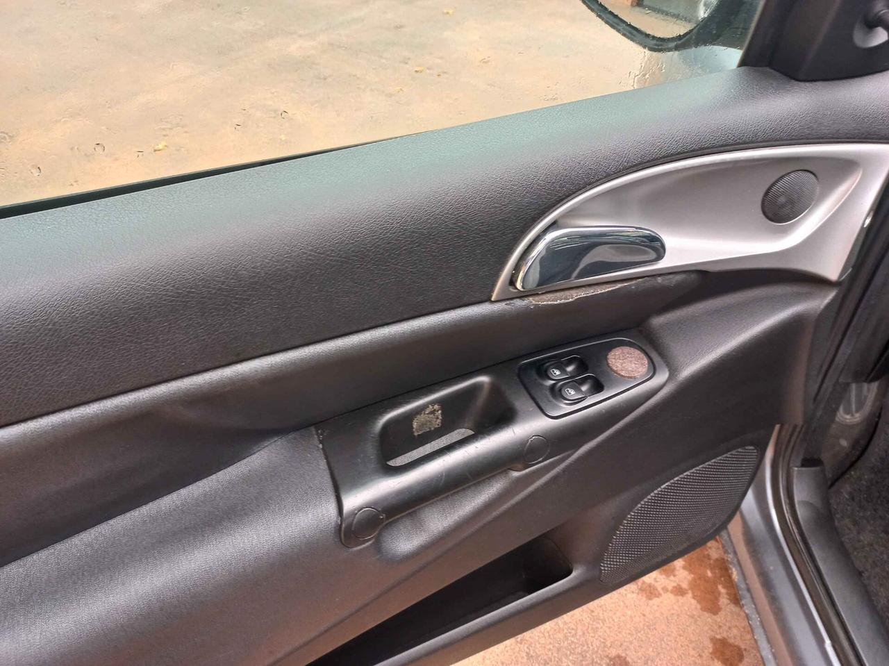 Lancia Ypsilon 1.2 Argento