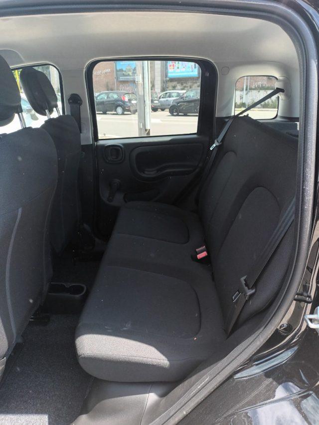 FIAT New Panda 1000 HYBRID 70 CV PACK CITY STEREO USB ITALIA