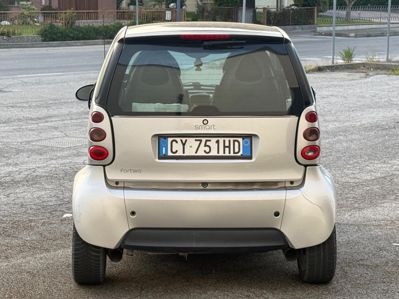 Smart ForTwo 700 coupé pure (45 kW)