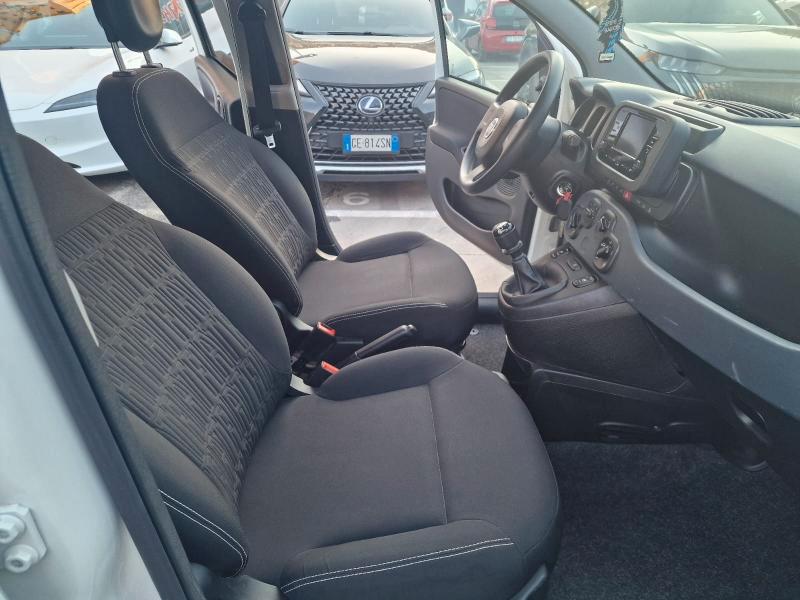 Fiat Panda 1.0 firefly hybrid City Life s&s 70cv 5p.ti