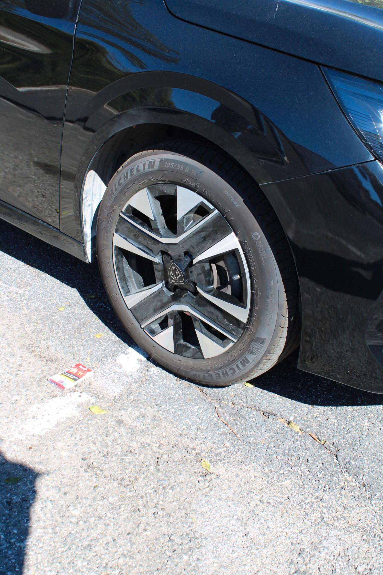 Peugeot 208 LP ACTIVE BLU HDI