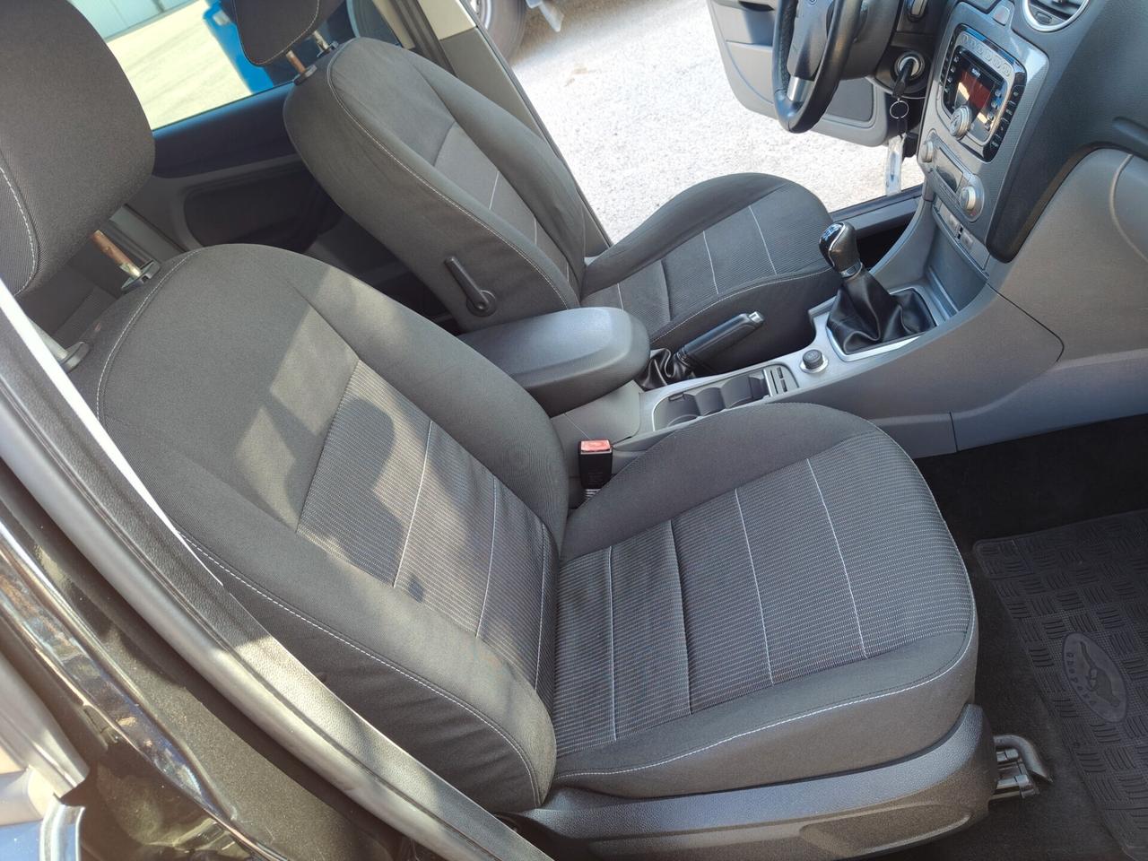 Ford Focus 1.6 TDCi SW Titanium gancioTraino 2010