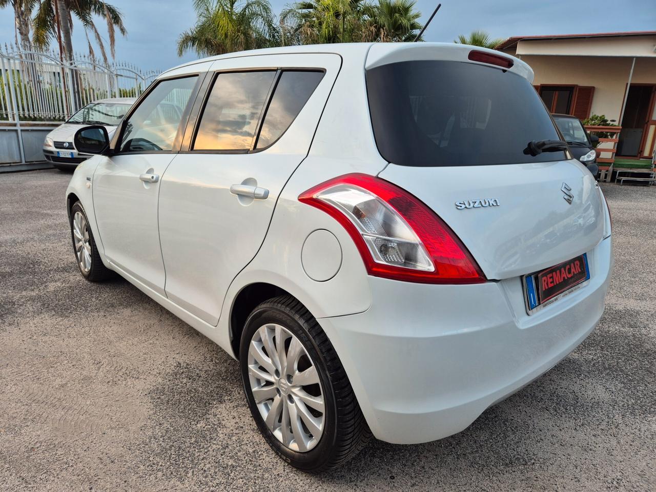 Suzuki SWIFT 1.3 DDiS 5 porte RESTAYLING NUOVA FULL 2012
