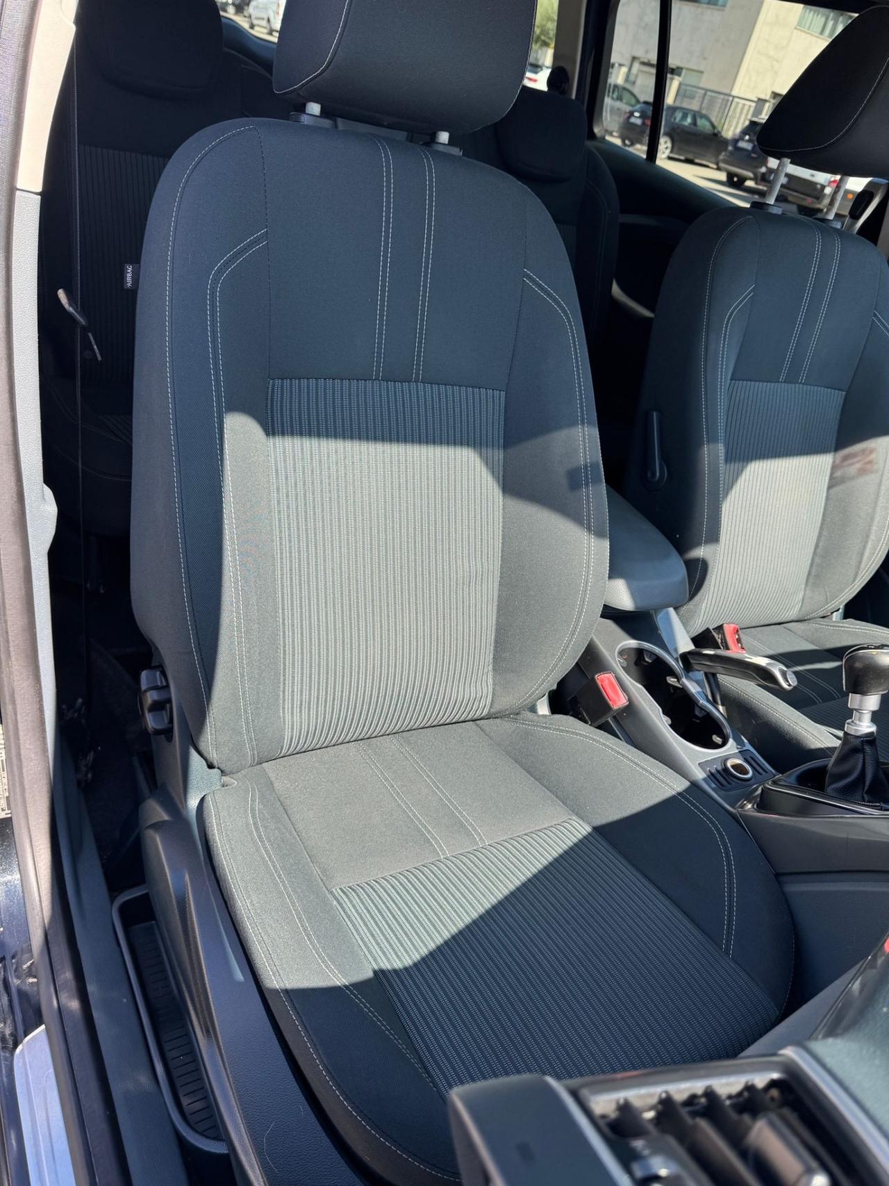 Ford C-Max 7 posti TDCi Titanium