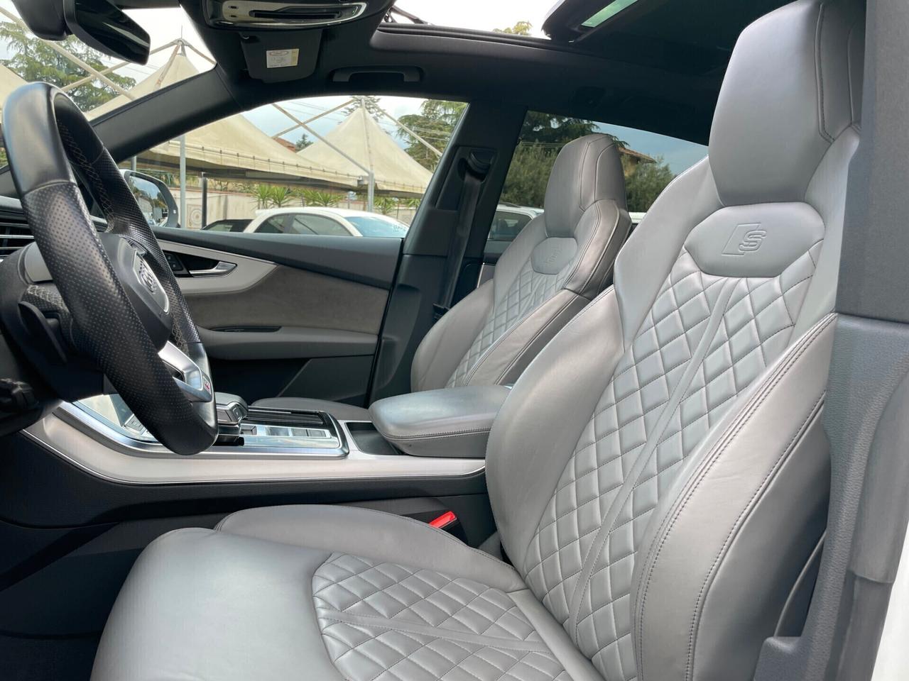 Audi Q8 45 TDI quattro tiptronic S Line Tetto