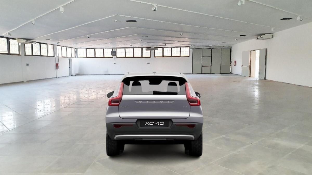VOLVO Xc40 B3 Mild Hybrid Automatico Core