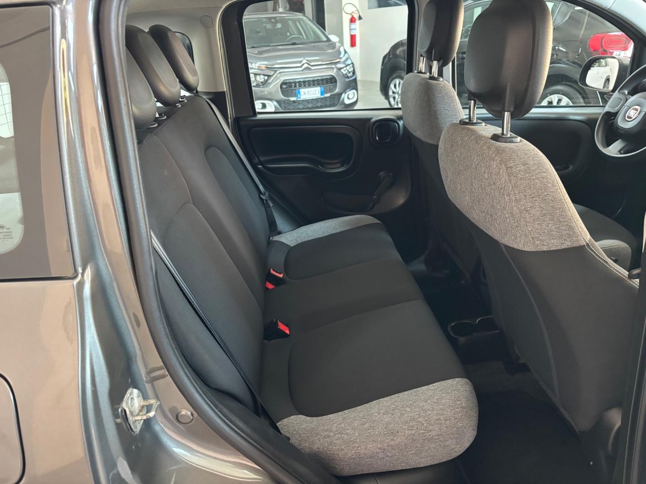 Fiat Panda 1.0 FireFly S&S Hybrid Garmin