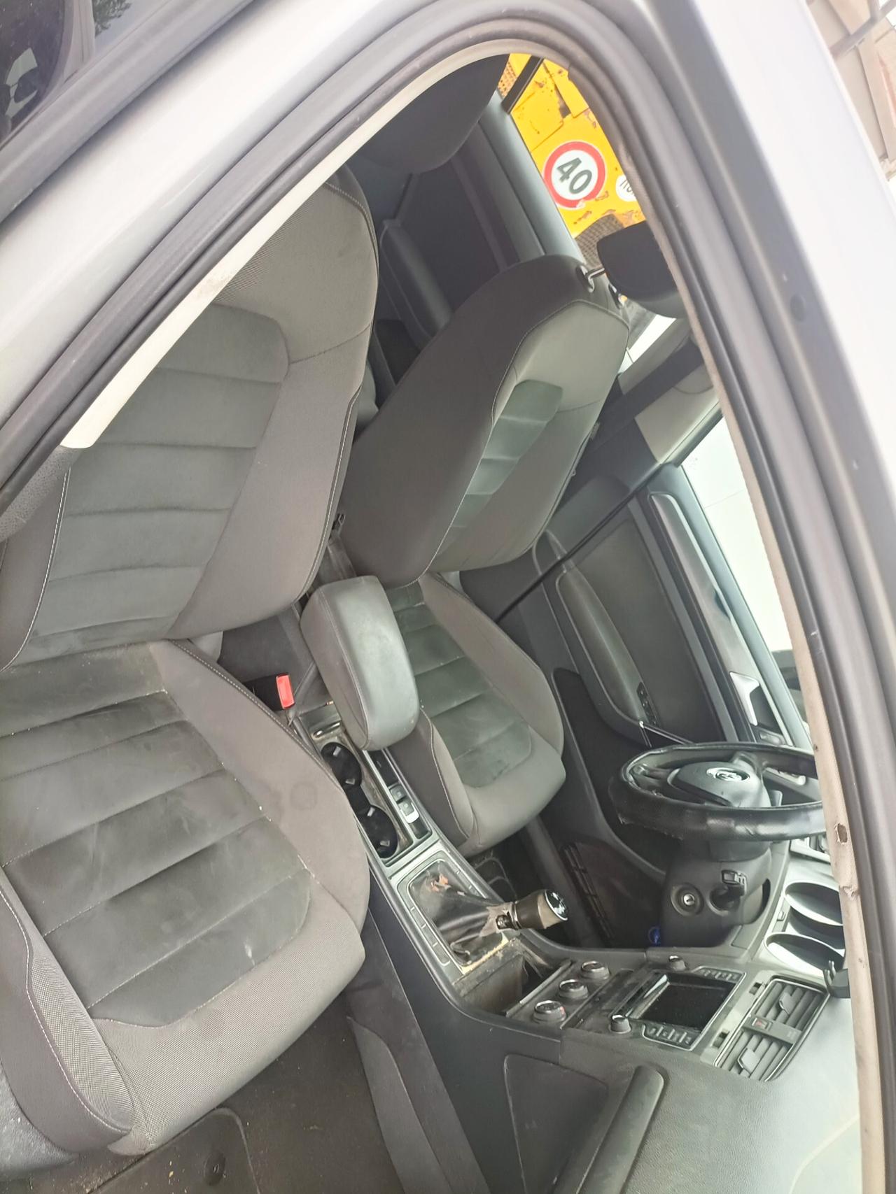 Volkswagen Golf 1.6 TDI 5p. Trendline BlueMotion Technology