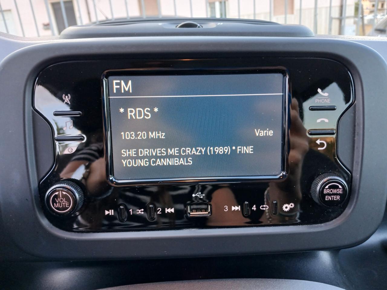 FIAT PANDA 1.0 HYBRID CITY LIFE 2023