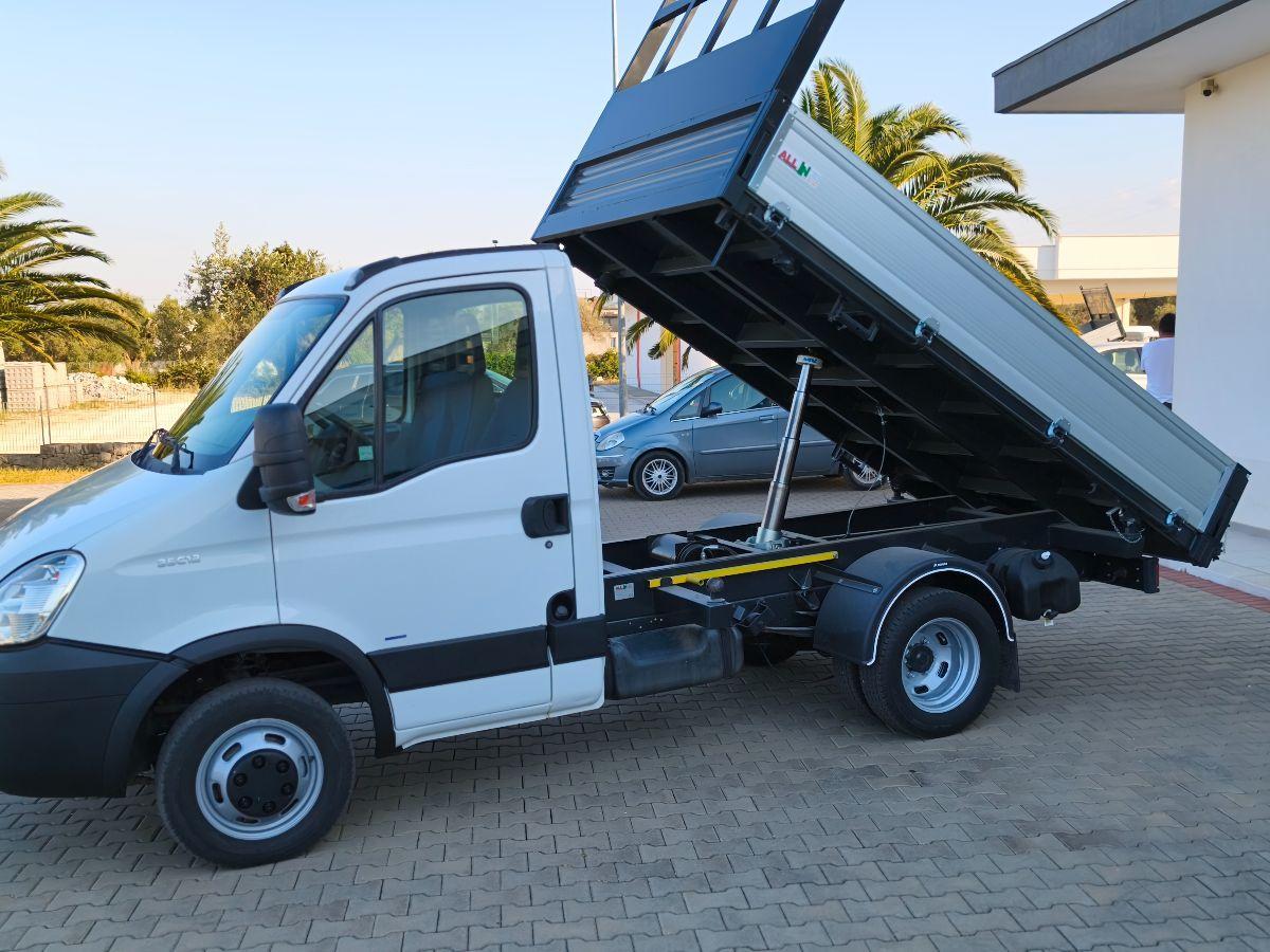 IVECO Daily 35C12 Ribaltabile Trilaterale Nuovo