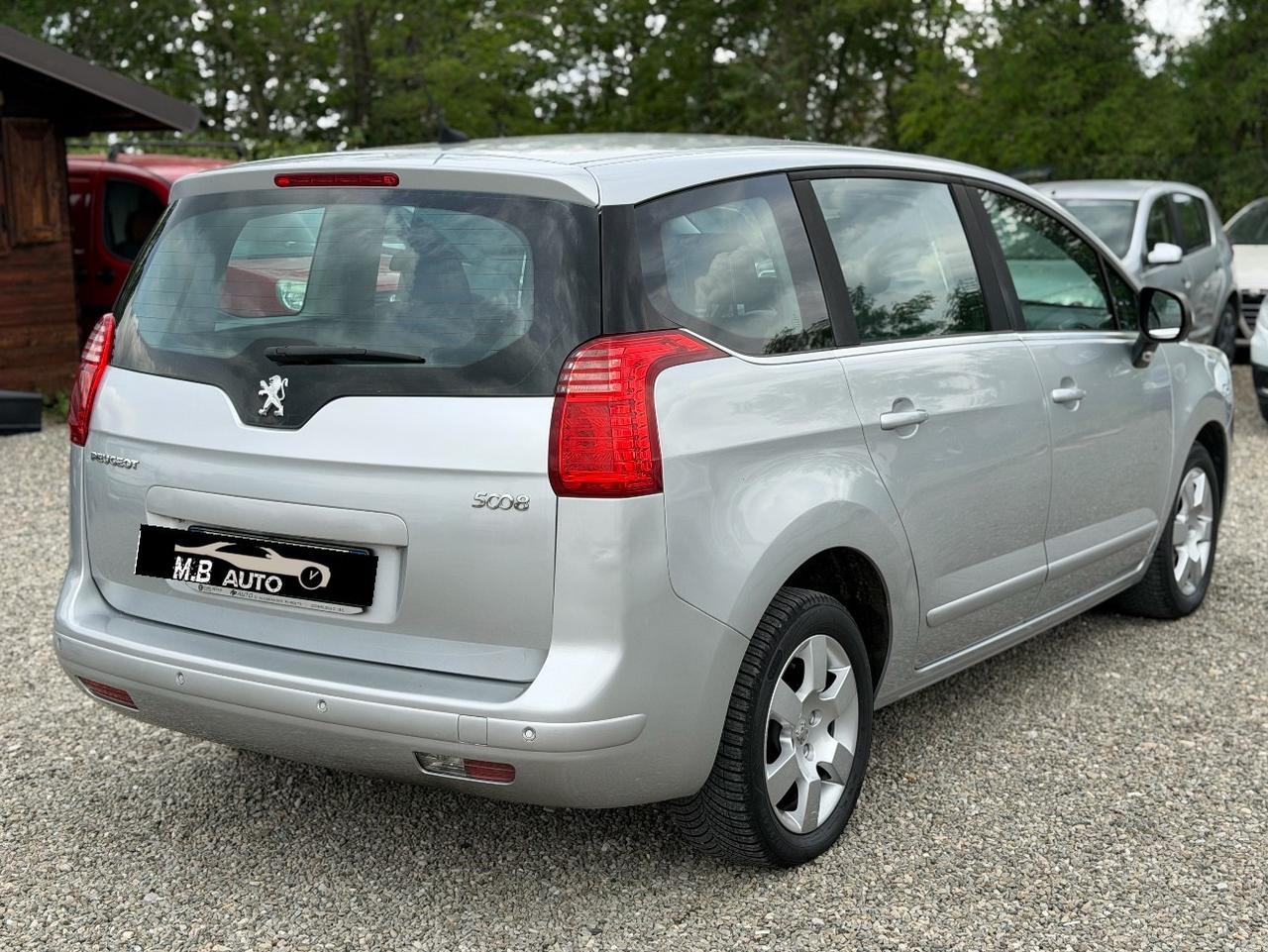 Peugeot 5008 1.6 HDi (88.000KM) CERTIFICATI