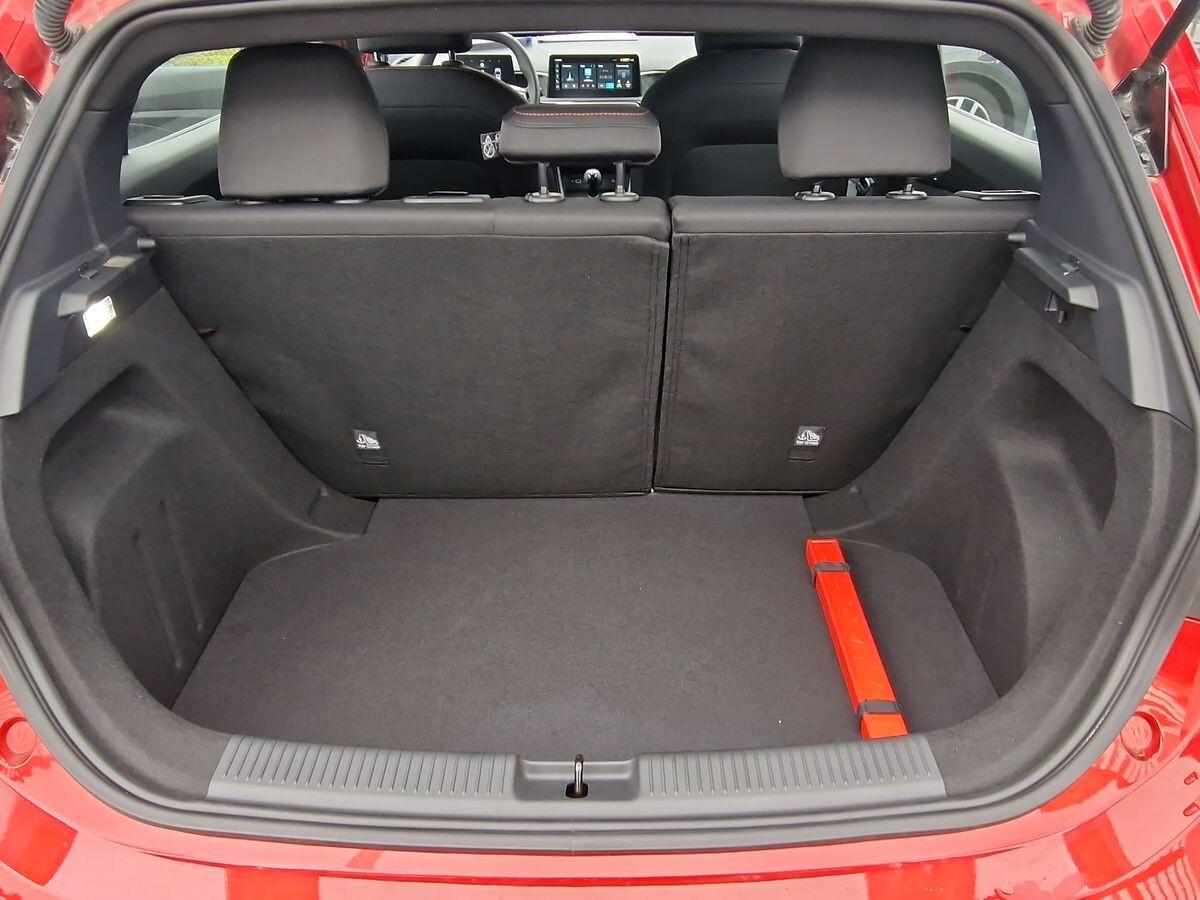 MG MG3 1.5 STANDARD DIAMOND RED