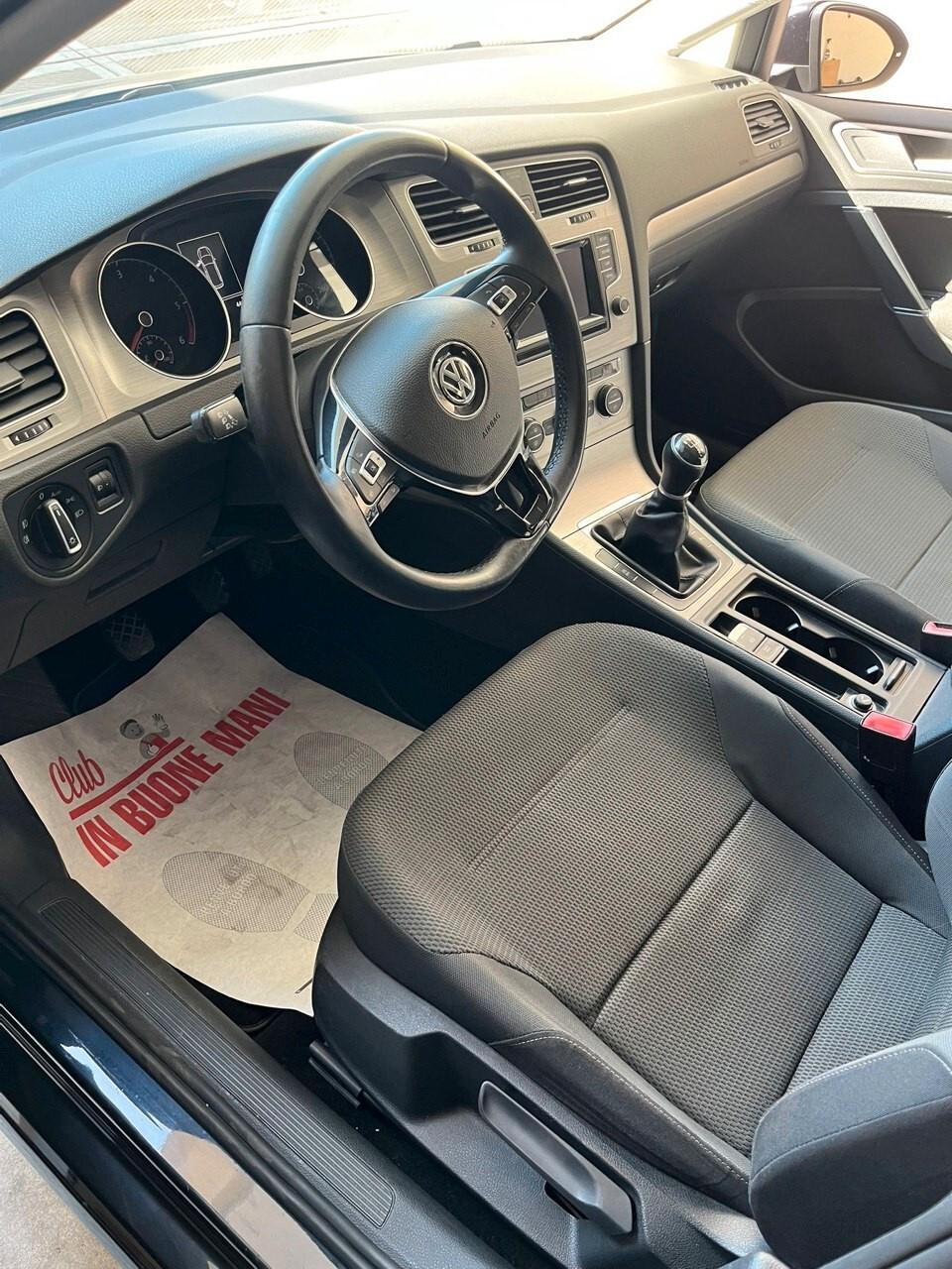 Volkswagen Golf Variant 1.6 TDI 110 CV Comfortline BlueMotion Tech.
