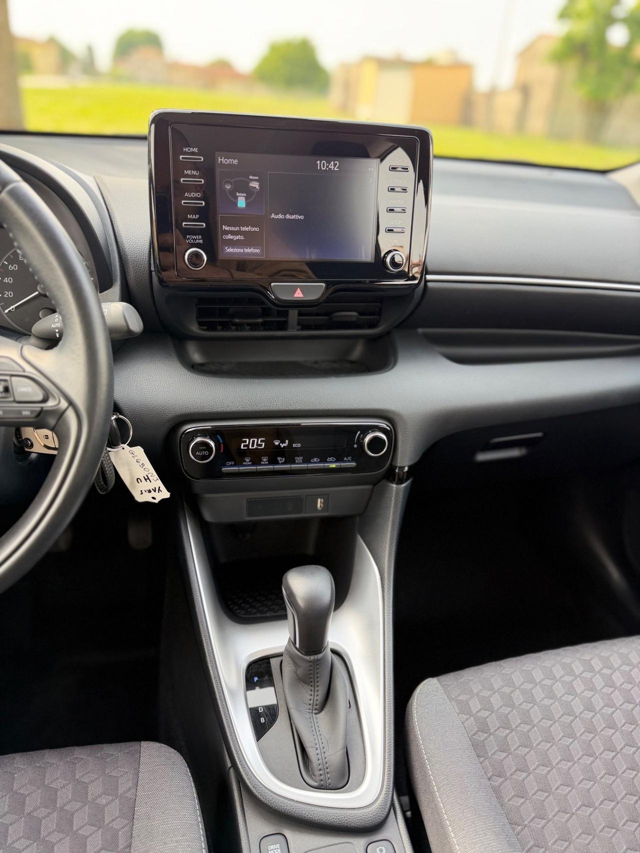 Toyota Yaris 1.5 Hybrid 5 porte Active