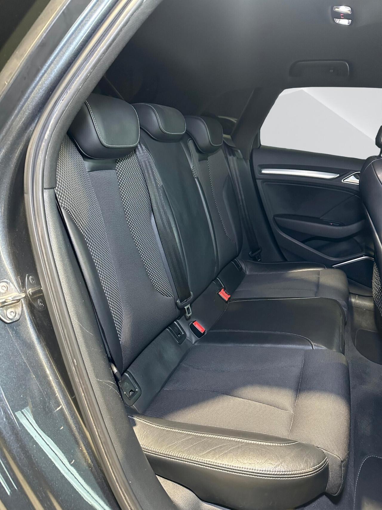 Audi A3 SPB 2.0 TDI quattro edition S-LINE S-TRONIC