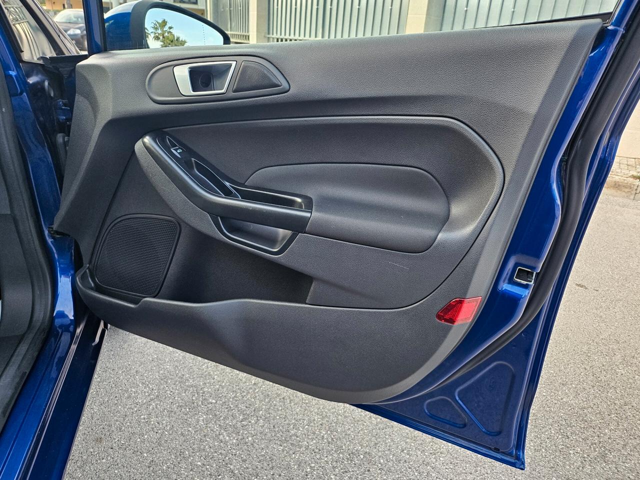 Ford Fiesta 1.5 TDCi 75CV 5 porte Business