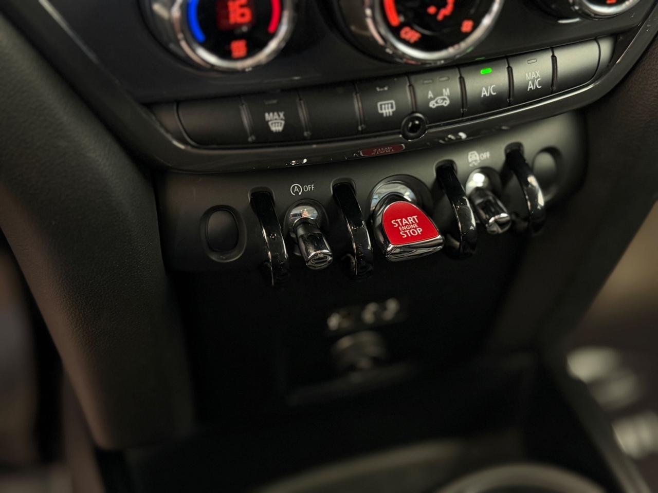 Mini Cooper Countryman 1.5 One D NEOPATENTATI