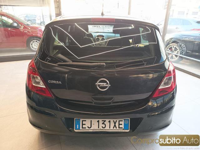 OPEL Corsa 1.2 5 porte Cosmo