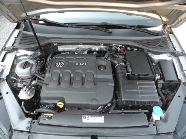 VOLKSWAGEN Passat Alltrack 2.0 TDI 190cv SW 4Motion DSG BMT - GANCIO TRAINO