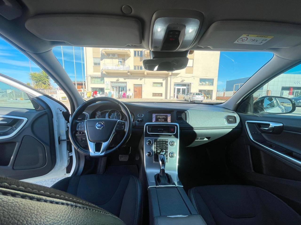 Volvo S60 Cross Country D3 Pro