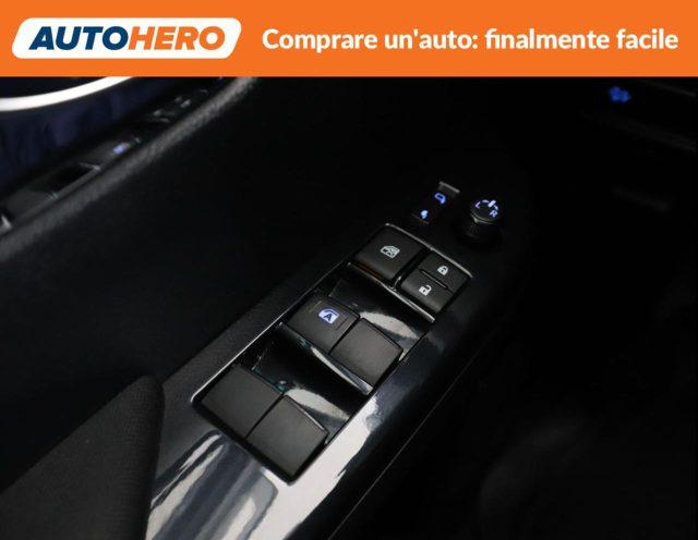 TOYOTA Hilux 2.4 D-4D 4WD 4 porte Double Cab Lounge