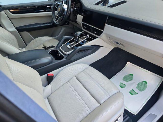 PORSCHE Cayenne Coupé 3.0 V6 E-Hybrid