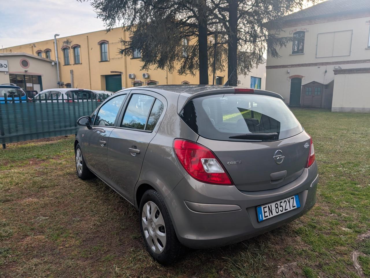 Opel Corsa 1.2 5 porte Elective Unico Propr OK NEOP.