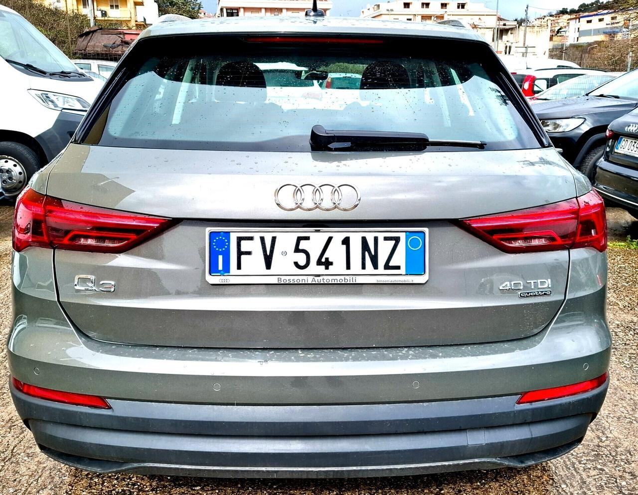 Q3 40 2.0 TDI quattro S tronic Business 190cv
