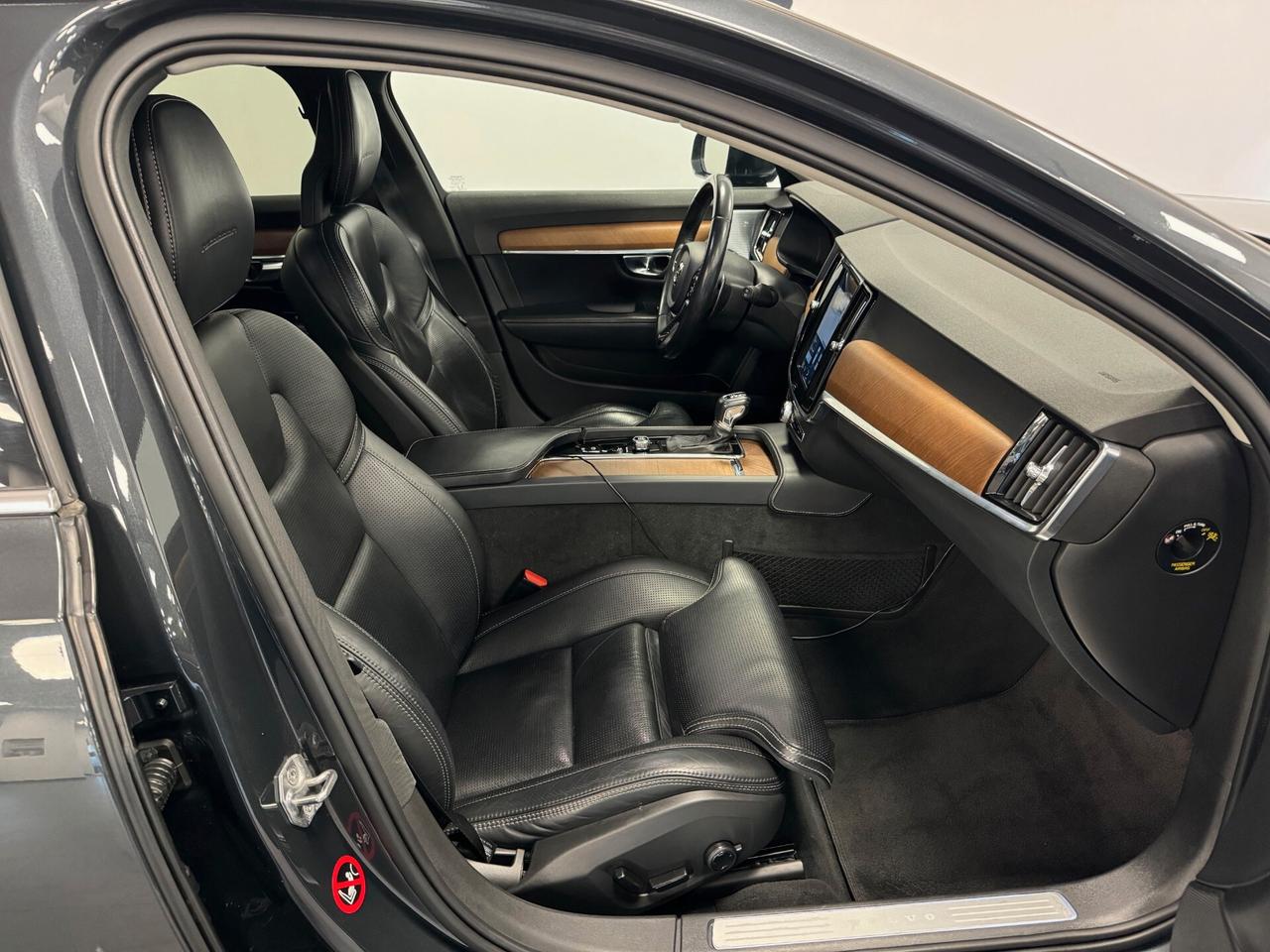 Volvo V90 D4 AWD Geartronic Inscription FULL OPTIONAL