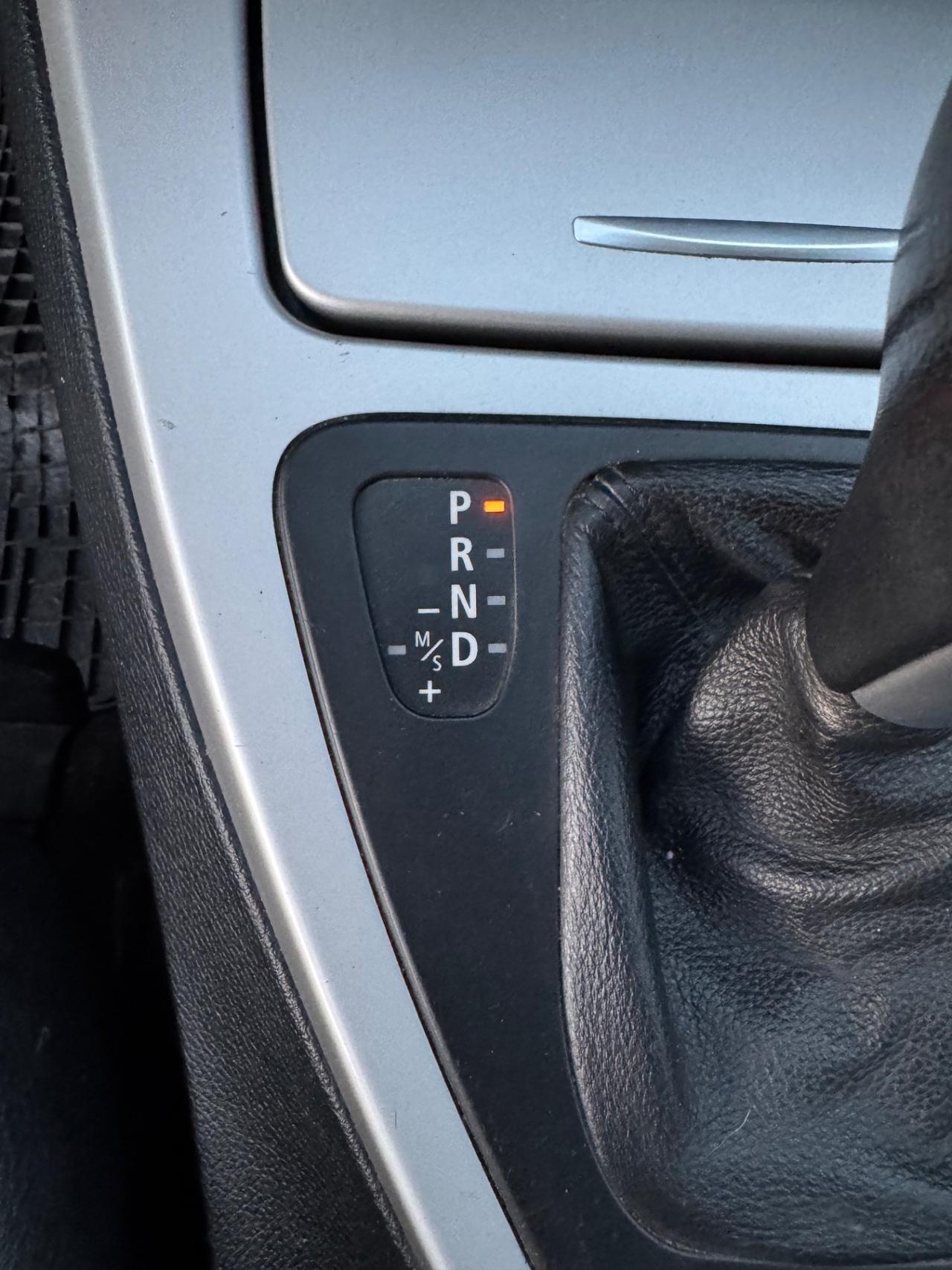 Bmw 320 D CAMBIO AUTOMATICO/INTERNI IN PELLE